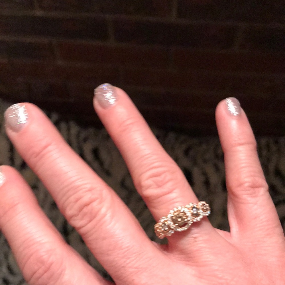 Levion Diamond Ring - Picture 6 of 8